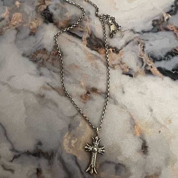 Authentic CHROME HEARTS CROSS necklace - Picture 4 of 4